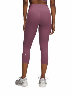 Lululemon Swift Speed High-Rise Crop 21"